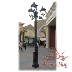 Cast Iron Lamp Post D1-C3