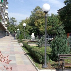 Cast Iron Lamp Post M1302