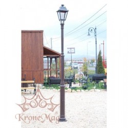 Cast Iron Lamp Post VILLA2-1