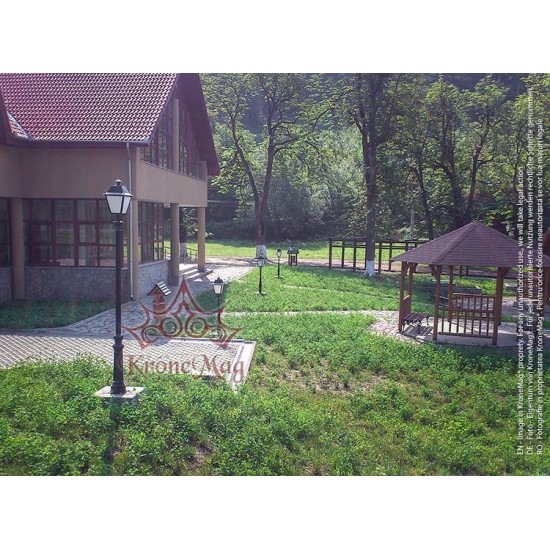 Victorian Lamp Post VILLA1 KroneMag